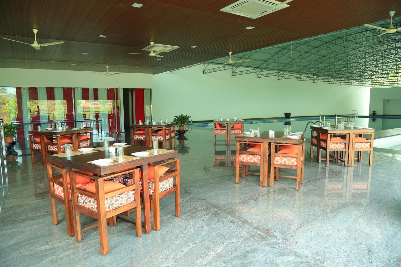 Hotel Kohinoor Alwaye Exterior foto